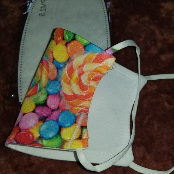 Small Candy Mask - Picture 3 of 3